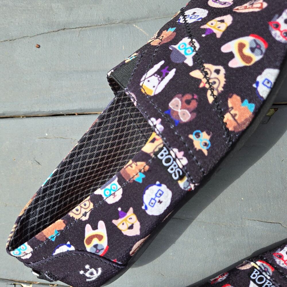 Bobs from Skechers Women's Flats Black Dog Print Memory Foam Arch Pillow size 7 - Picture 10 of 12